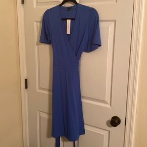 Ann Taylor wrap dress blue size 6 hits just above knee NEW WITH TAGS NEVER WORN